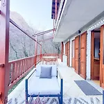 7 Min To - Peaceful Mountain Retreat
