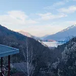 7 Min To - Peaceful Mountain Retreat בקתה