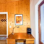 7 Min To - Peaceful Mountain Retreat *
