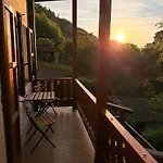 7 Min To - Peaceful Mountain Retreat Dağ evi