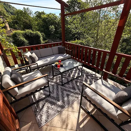 7 Min To - Peaceful Mountain Retreat